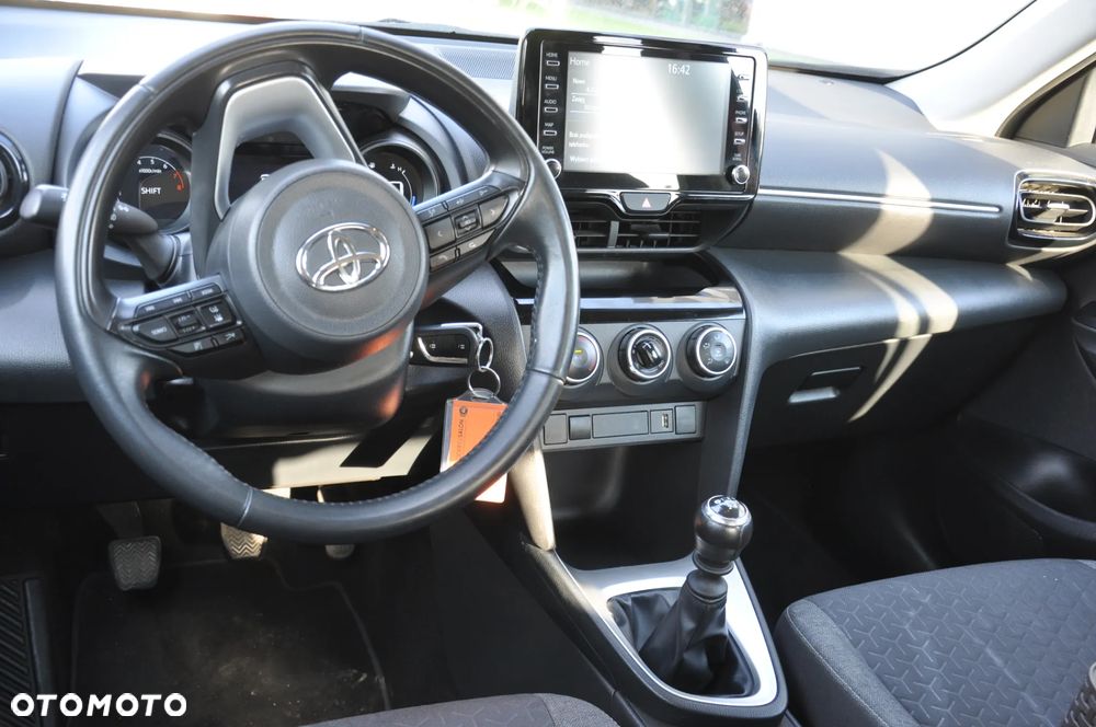Toyota Yaris Cross 1.5 Comfort - 12