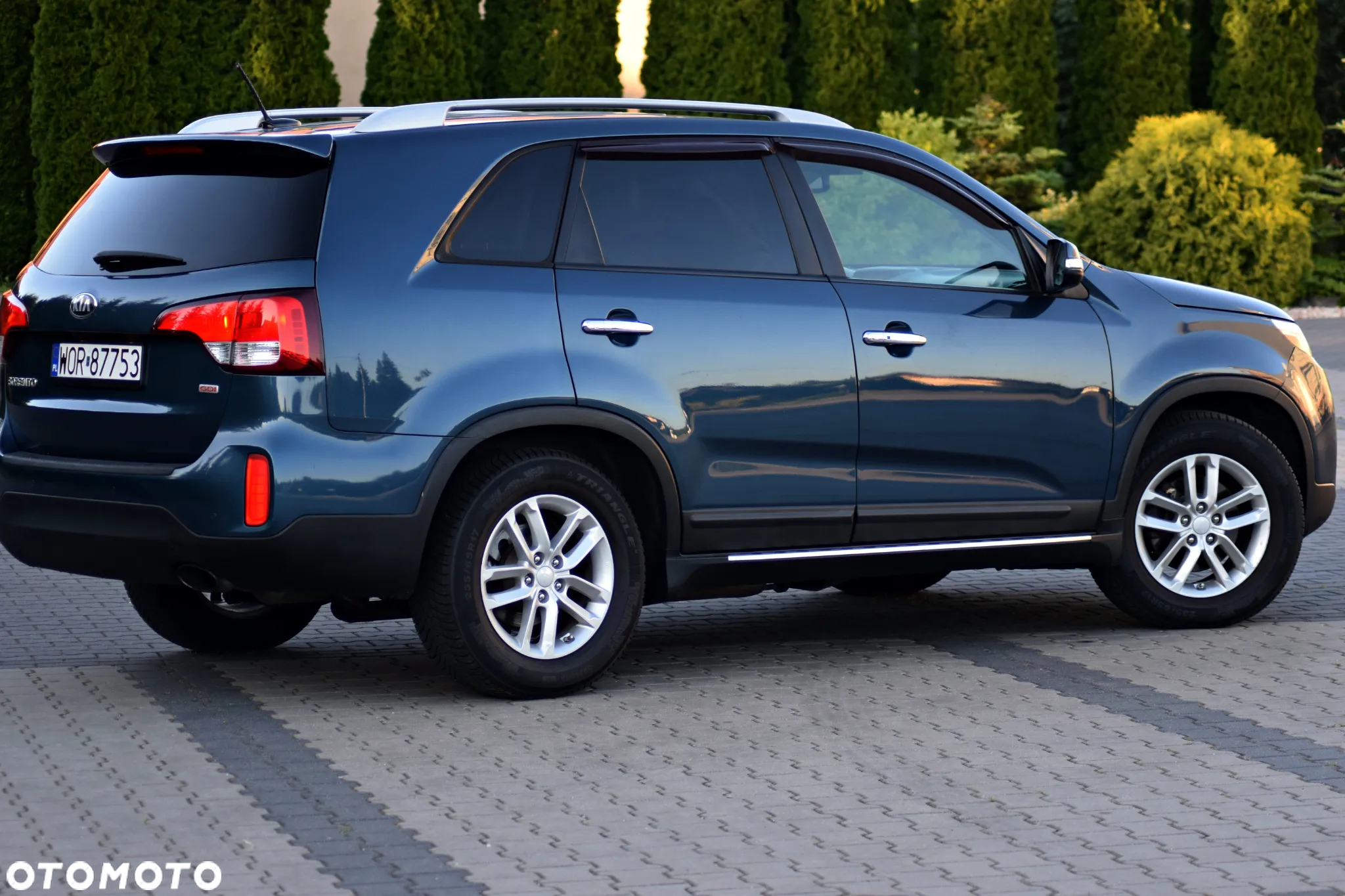 Kia Sorento 2.4 GDI XL 7os - 24