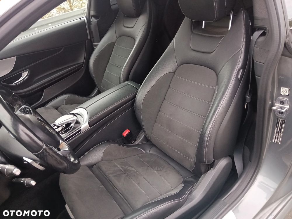 Mercedes-Benz Klasa C 250 Coupe 9G-TRONIC AMG Line - 15
