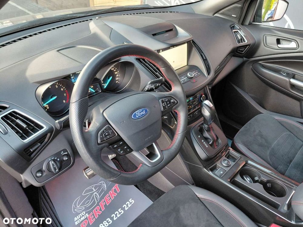 Ford Kuga - 13