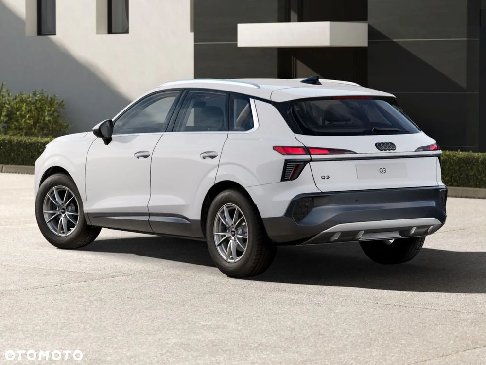 Audi Q3 35 TFSI S tronic - 4