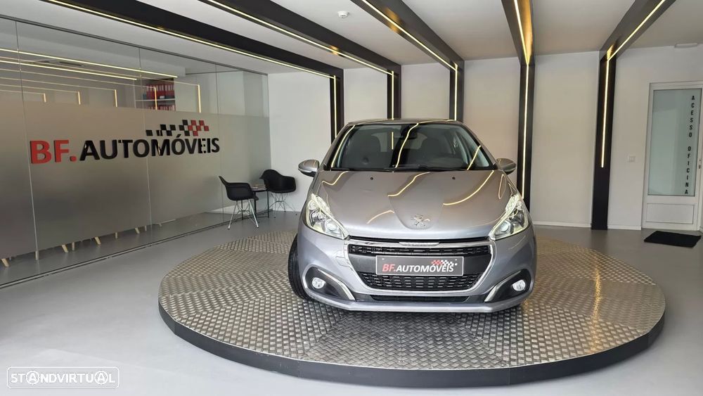 Peugeot 208 1.5 BlueHDi Signature - 12