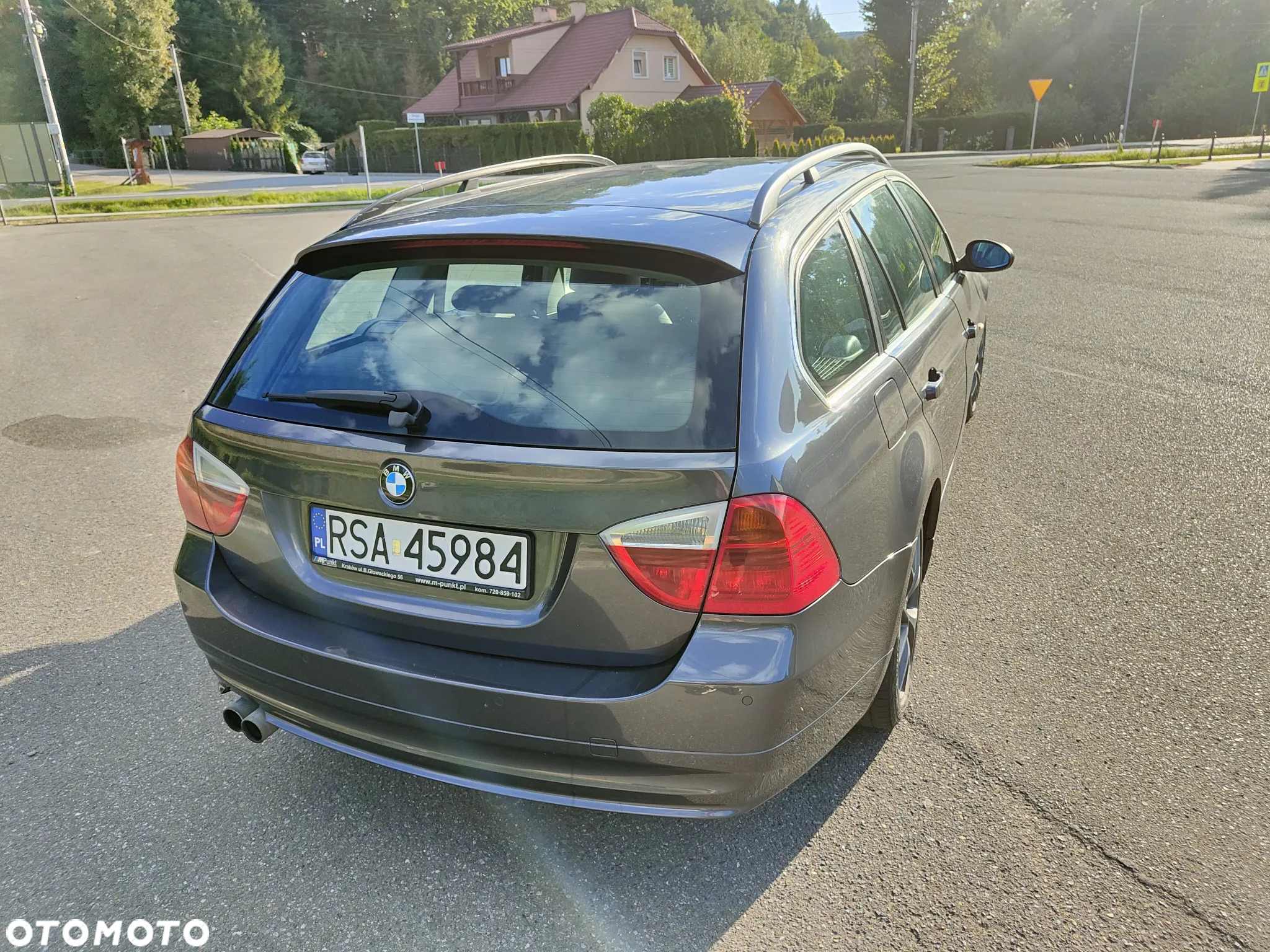BMW Seria 3 325xi - 11