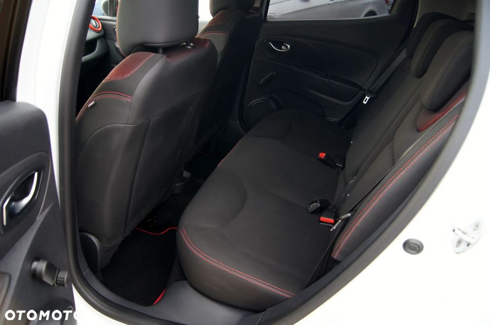 Renault Clio dCi 75 Expression - 9