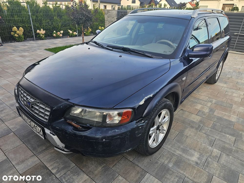 Volvo XC 70 AWD Momentum - 8