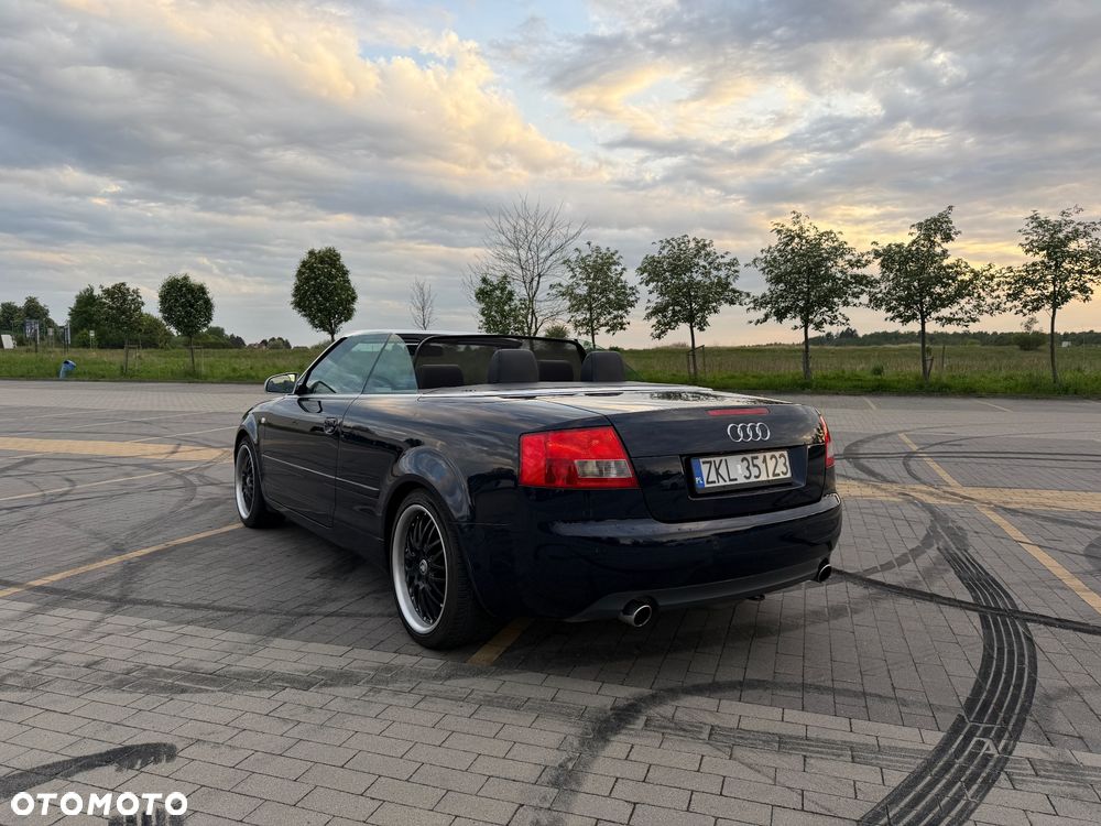 Audi A4 Cabrio 3 - 5