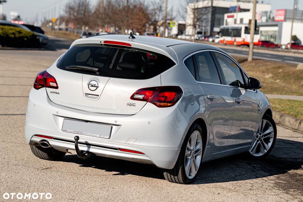 Opel Astra - 9