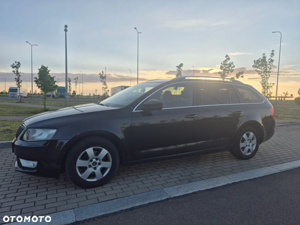Skoda Octavia 2.0 TDI DSG Style - 4