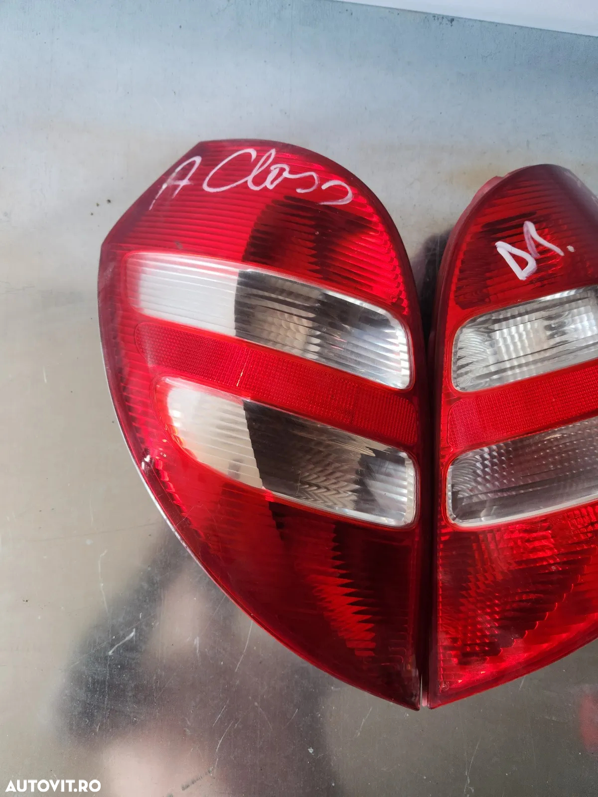 Stopuri Lampa Stop Tripla Stanga Dreapta Mercedes A Class W169 Dreapta Cu Mic Defect - Dezmembrari - 4
