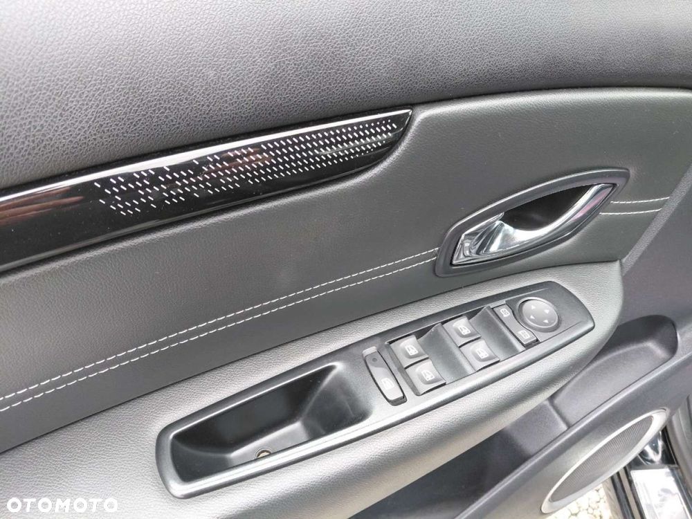 Renault Scenic - 10