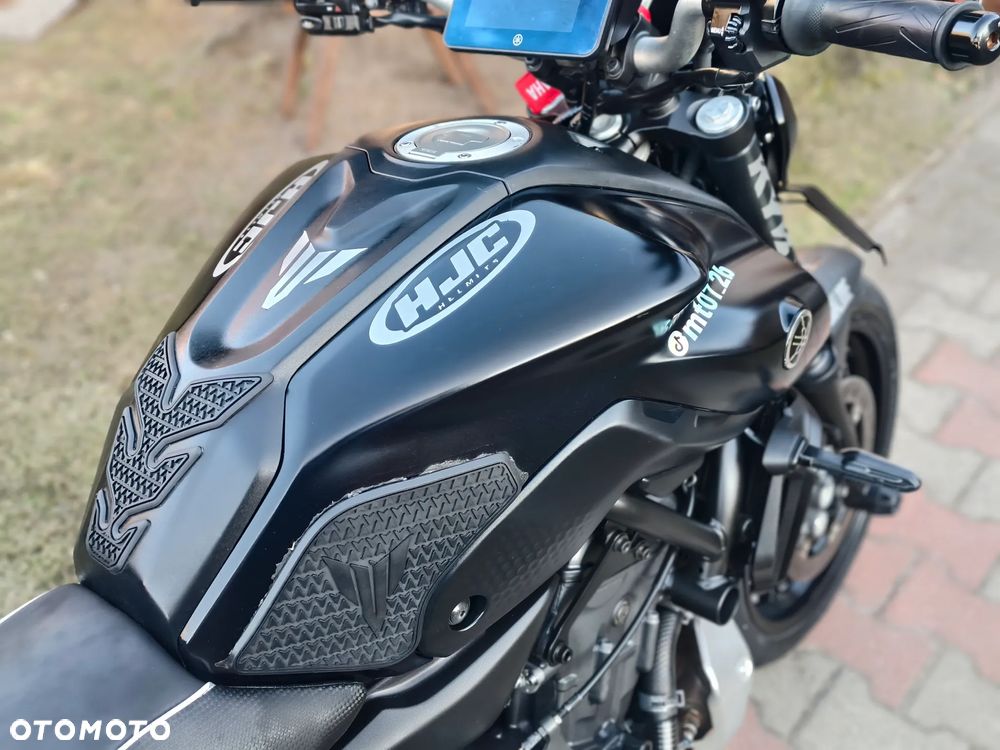 Yamaha MT - 15