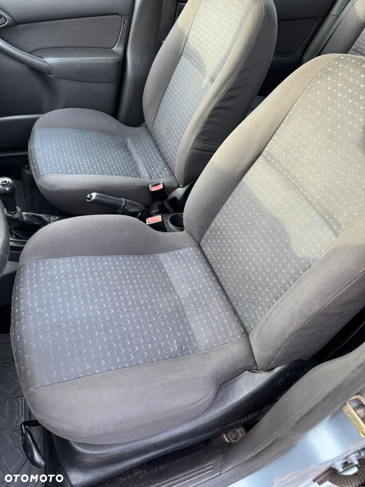 Ford Focus 1.8 Trend - 7