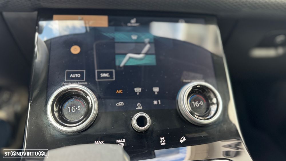 Land Rover Range Rover Velar 2.0 P400e AWD - 28