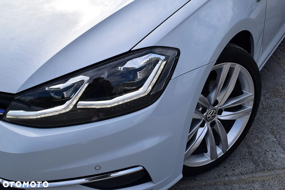 Volkswagen Golf 1.5 TSI BMT Comfortline DSG - 20