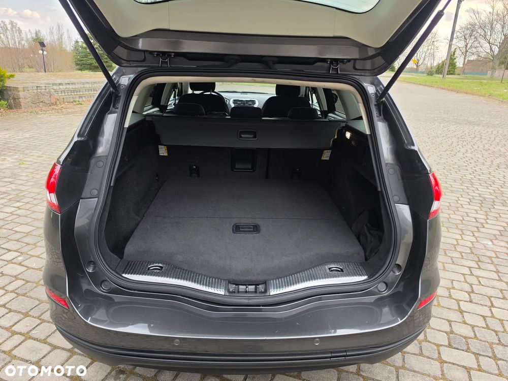 Ford Mondeo 2.0 TDCi Titanium - 16