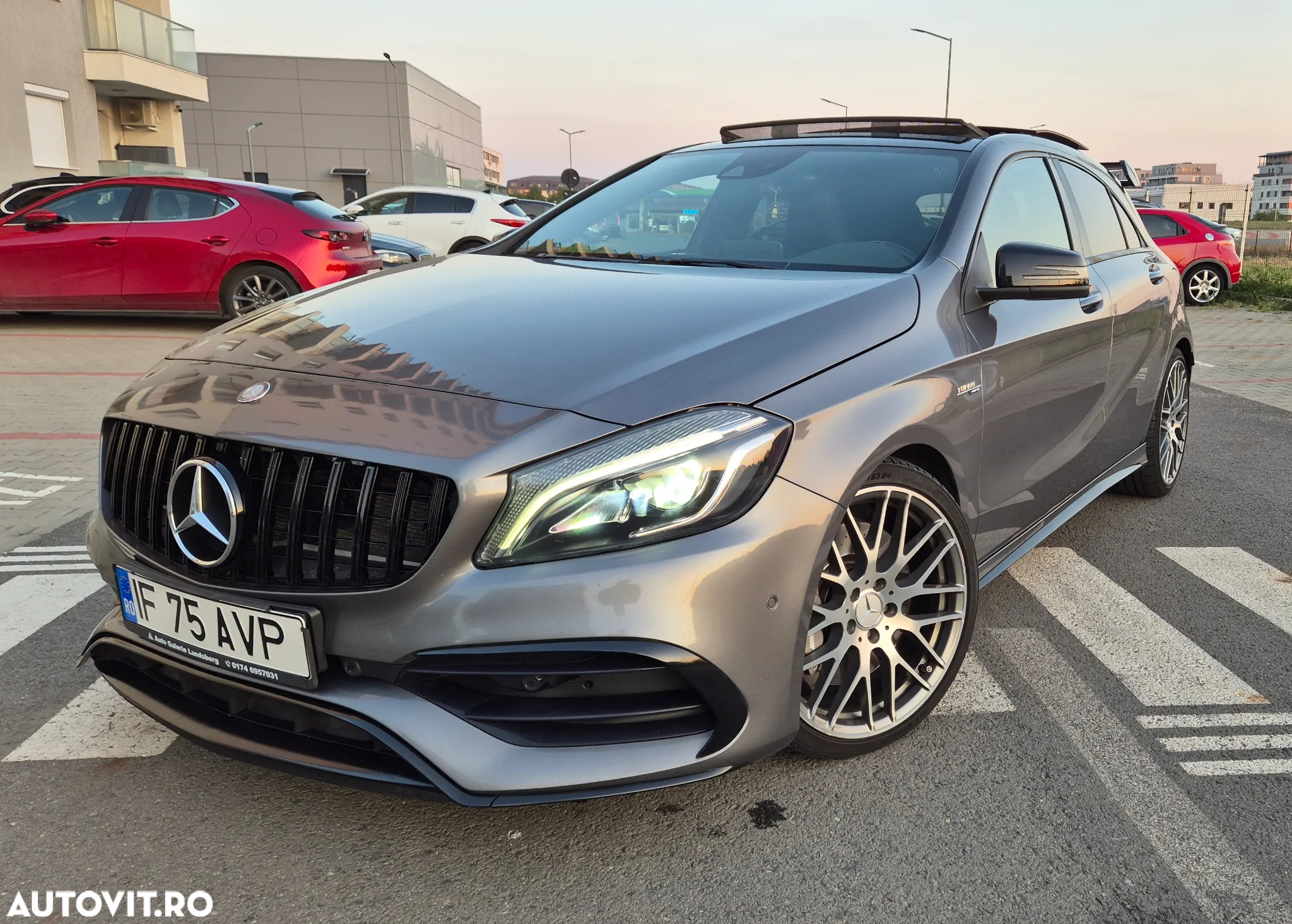 Mercedes-Benz A AMG 45 4Matic AMG Speedshift 7G-DCT - 25