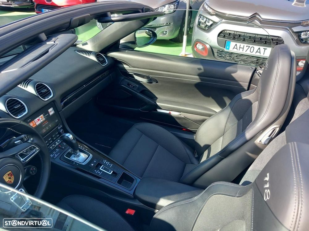 Porsche 718 Boxster 2.0 T PDK - 26