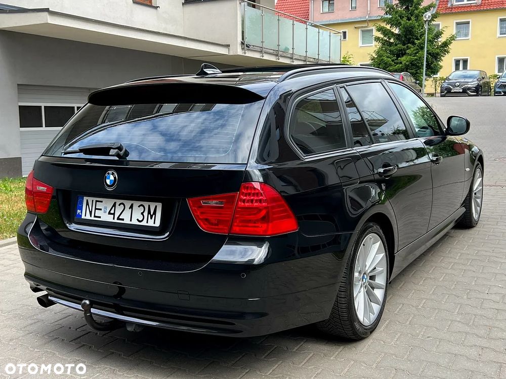 BMW Seria 3 318i Edition Exclusive - 16