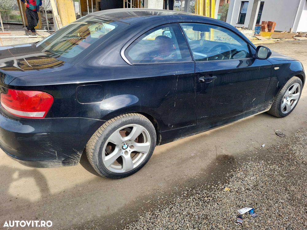 Dezmembrez bmw seria 1 e82 coupe an 2010 - 7