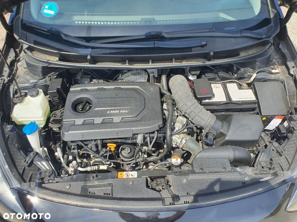 Hyundai i30 blue 1.6 CRDi Classic Navigation - 25