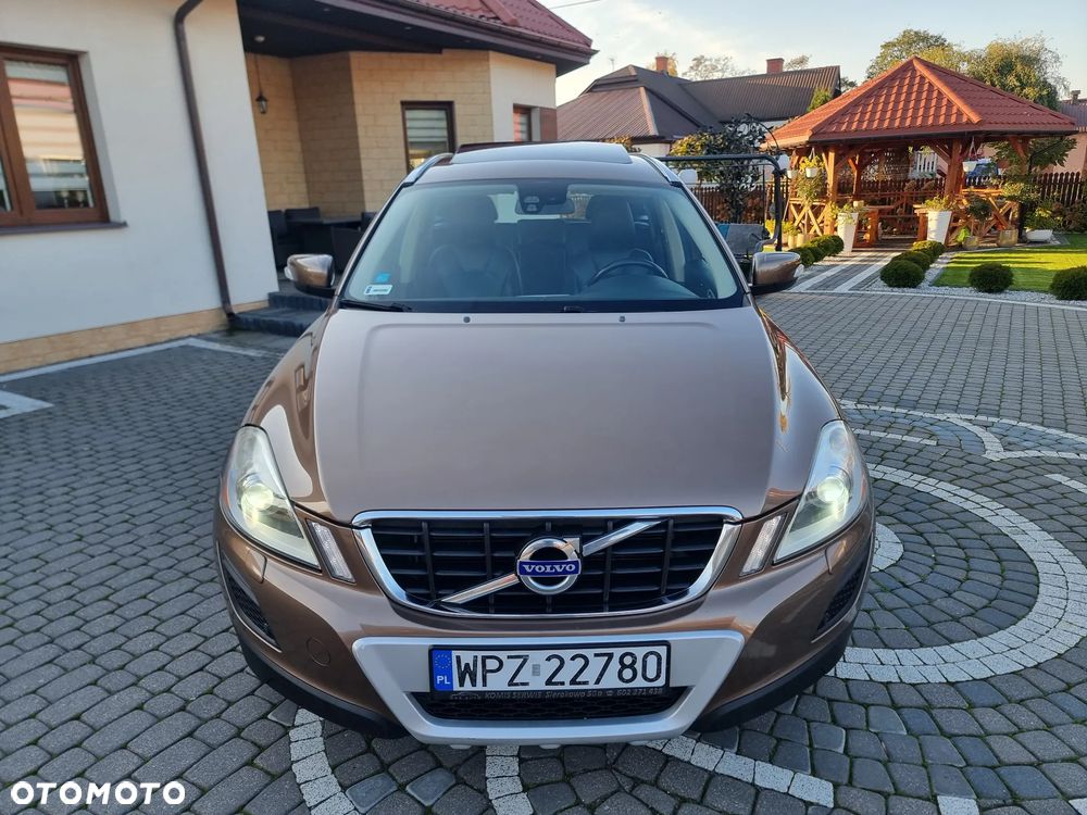 Volvo XC 60 D5 AWD - 9