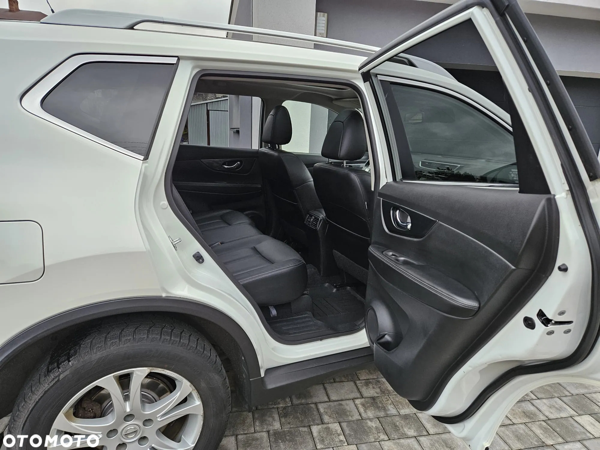 Nissan X-Trail 1.6 DIG-T Tekna 2WD 7os - 13