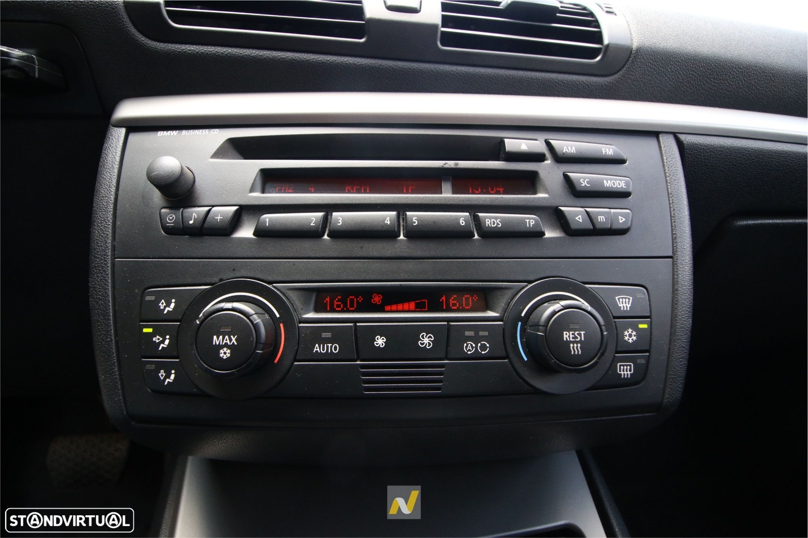 BMW 120 iA - 14