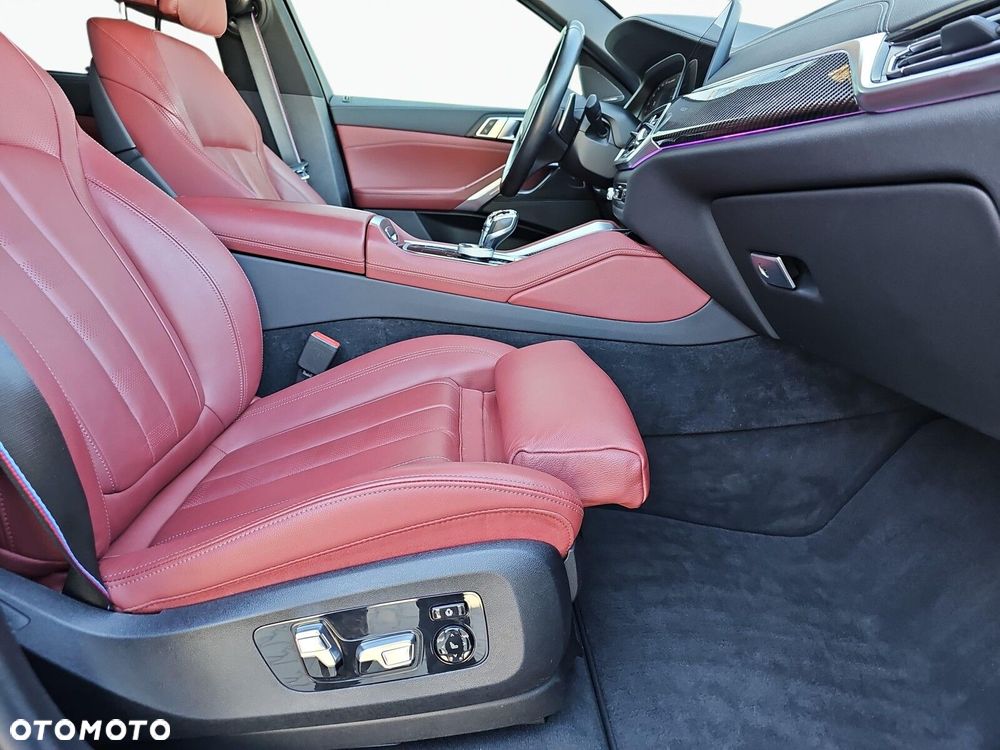 BMW X6 M50i - 17