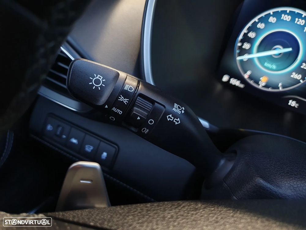 Hyundai Santa Fe 2.2 CRDi Vanguard+Luxury Pack - 16