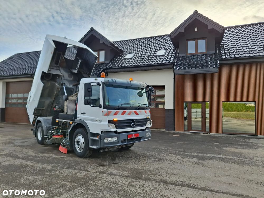 Mercedes-Benz Atego 1524 Zamiatarka BUCHER CityFant 60 2 Silniki Tylna Oś Na Poduszkach Rura Do Liści / Studzienek Zamiatarka Uliczna Sprzątanie Zamiatanie - 22