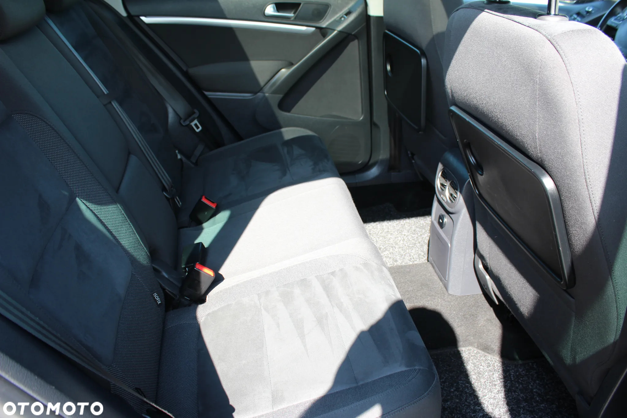 Volkswagen Tiguan 1.4 TSI Perfectline - 10