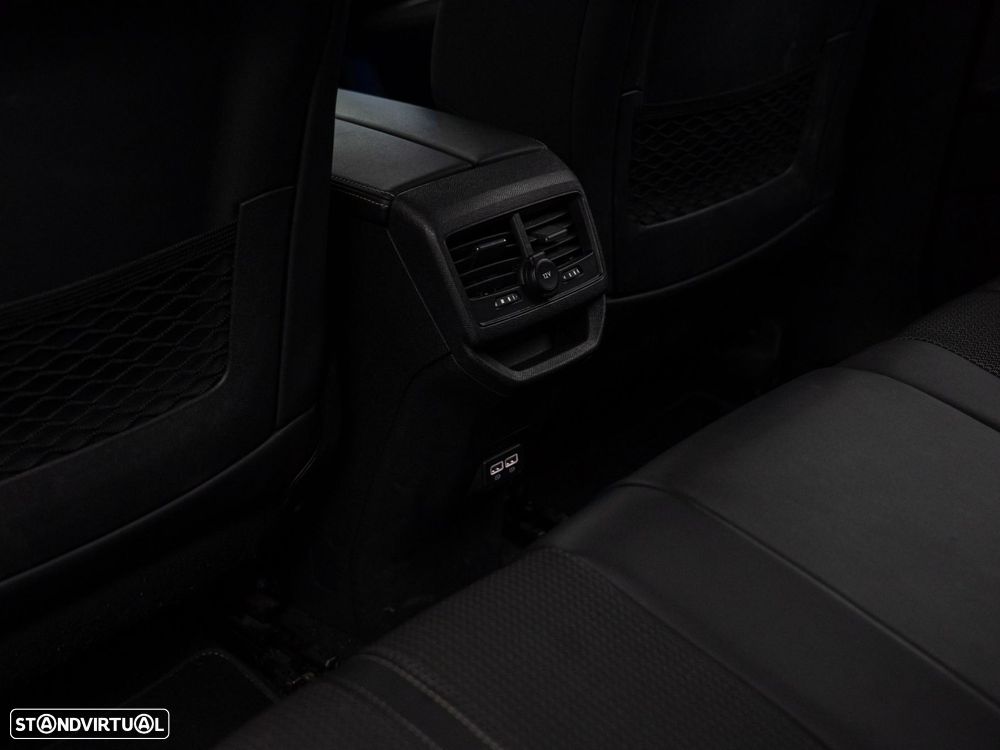 Peugeot 3008 1.5 BlueHDi GT EAT8 - 43