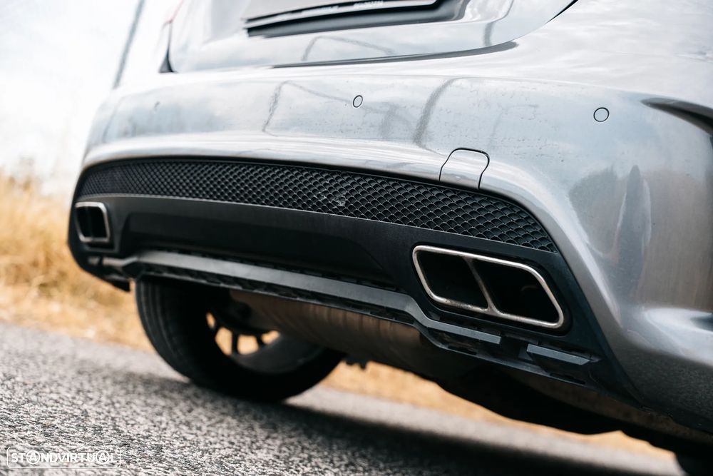 Mercedes-Benz A 45 AMG 4-Matic - 17