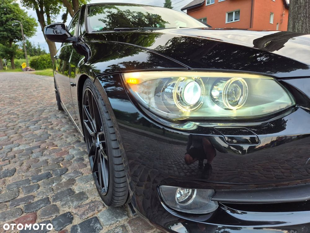 BMW Seria 3 320i - 15