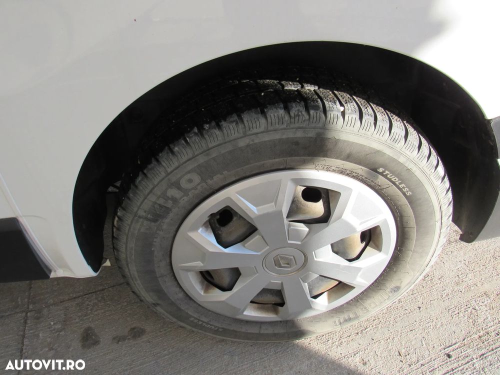 Renault Trafic Combi 2.0 Blue dCi 110 S&S L1 8+1 Life - 7