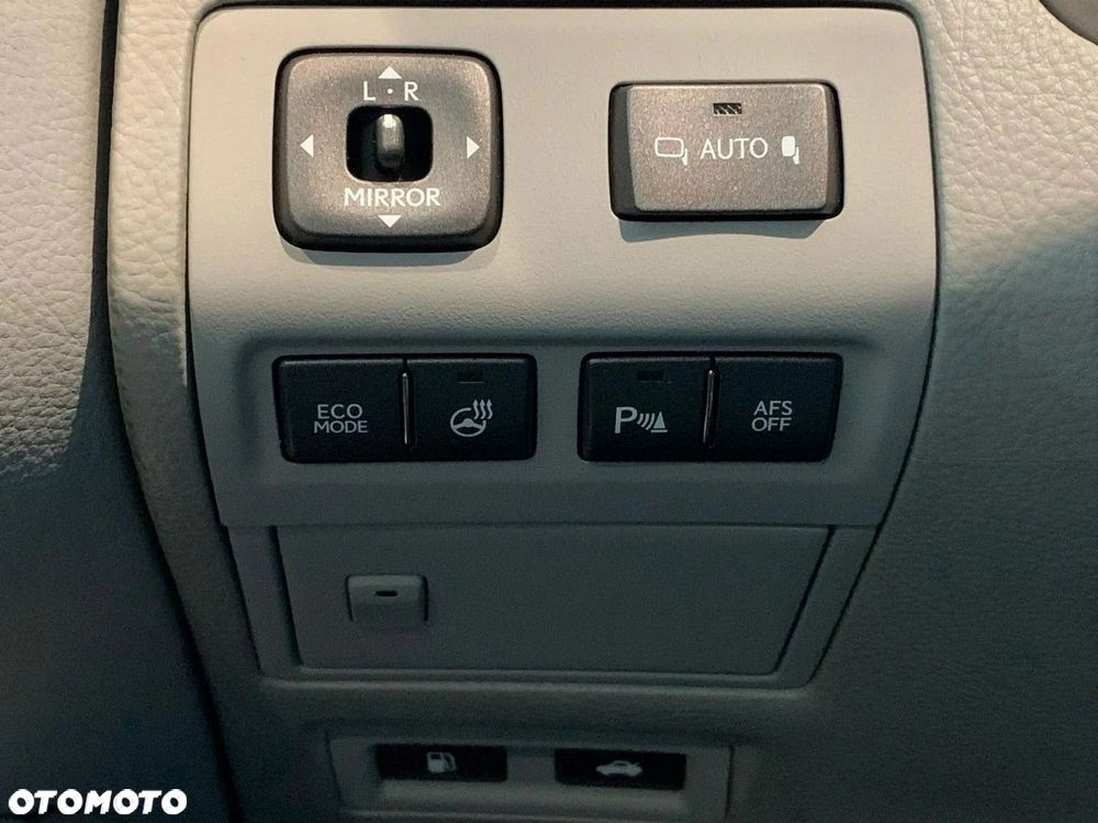 Lexus LS 460 Superior - 21