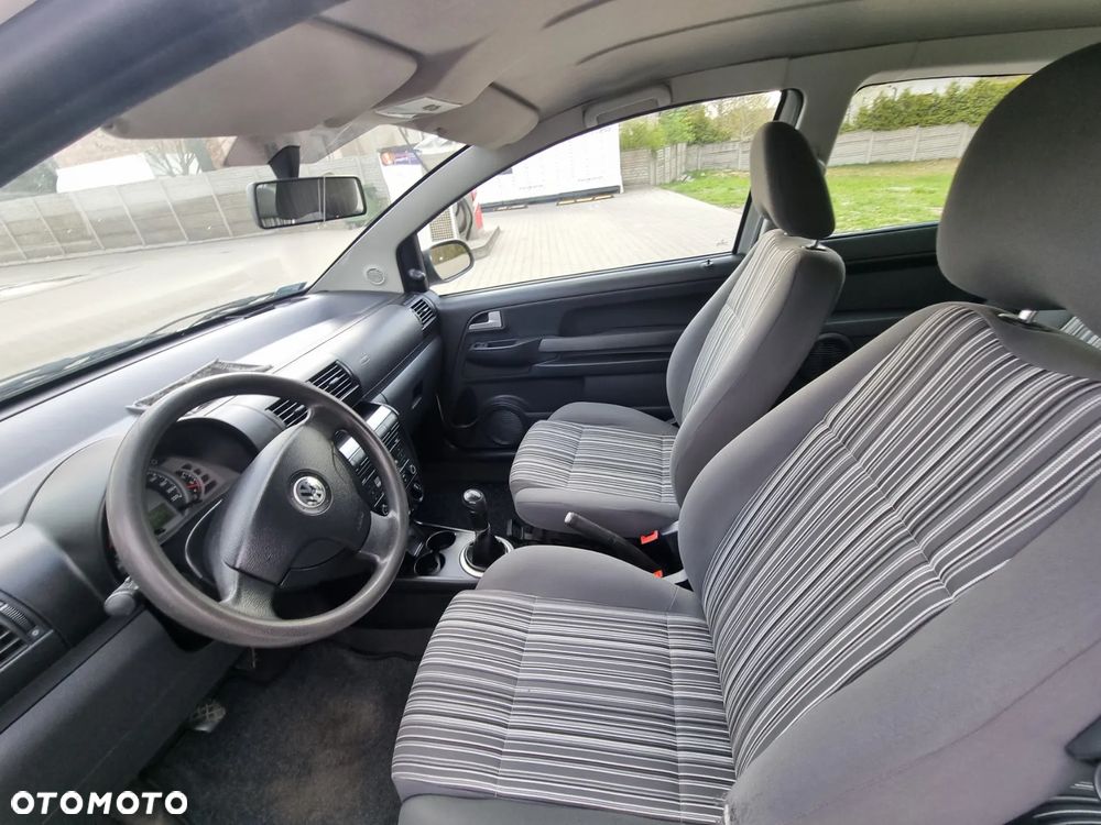 Volkswagen Fox - 12