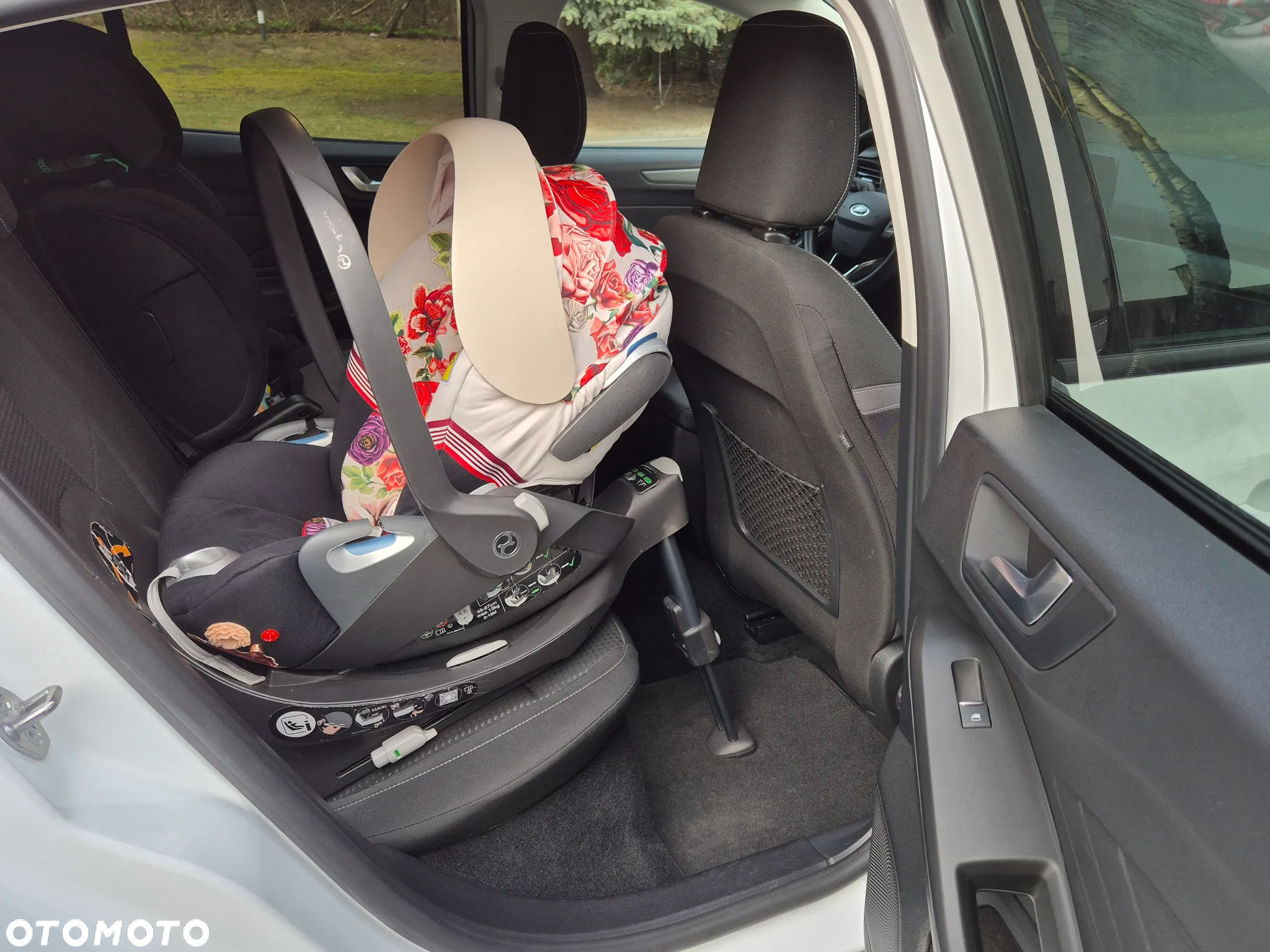 Ford Focus 1.0 EcoBoost mHEV Titanium - 5