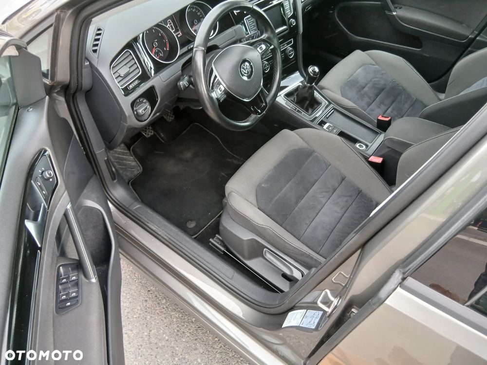 Volkswagen Golf 1.4 TSI Comfortline - 9