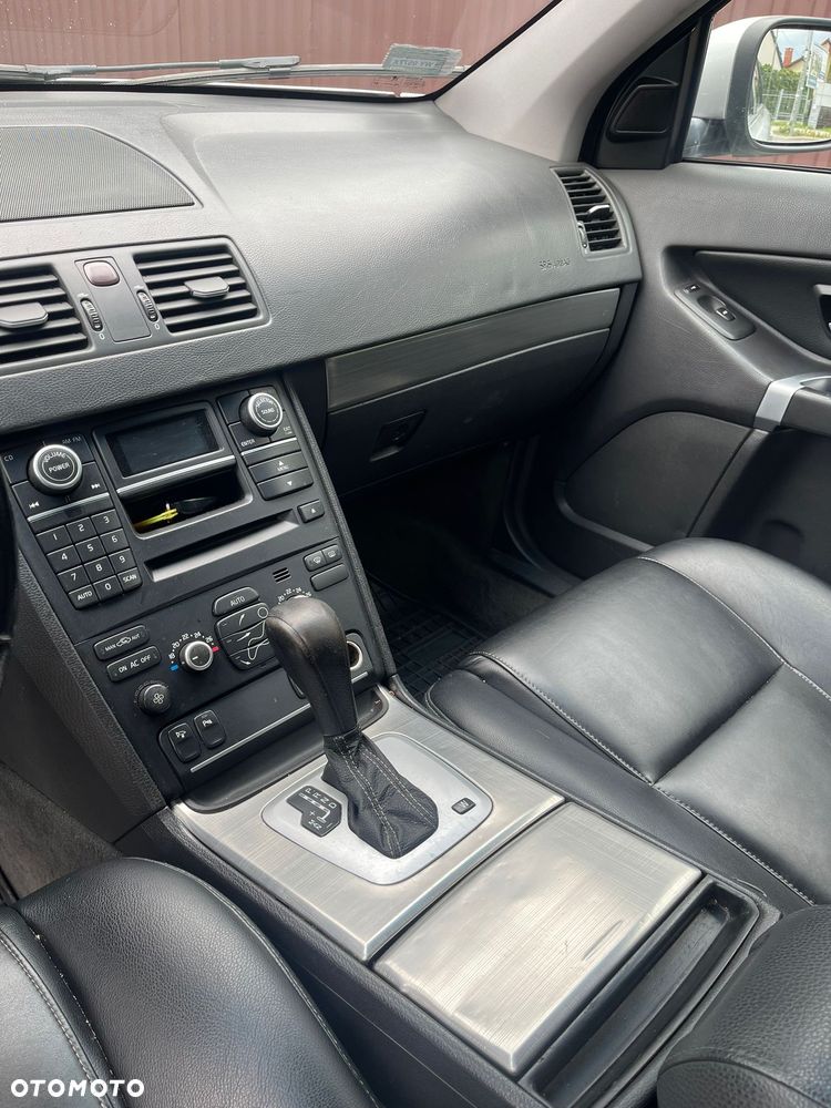 Volvo XC 90 D5 Executive - 11