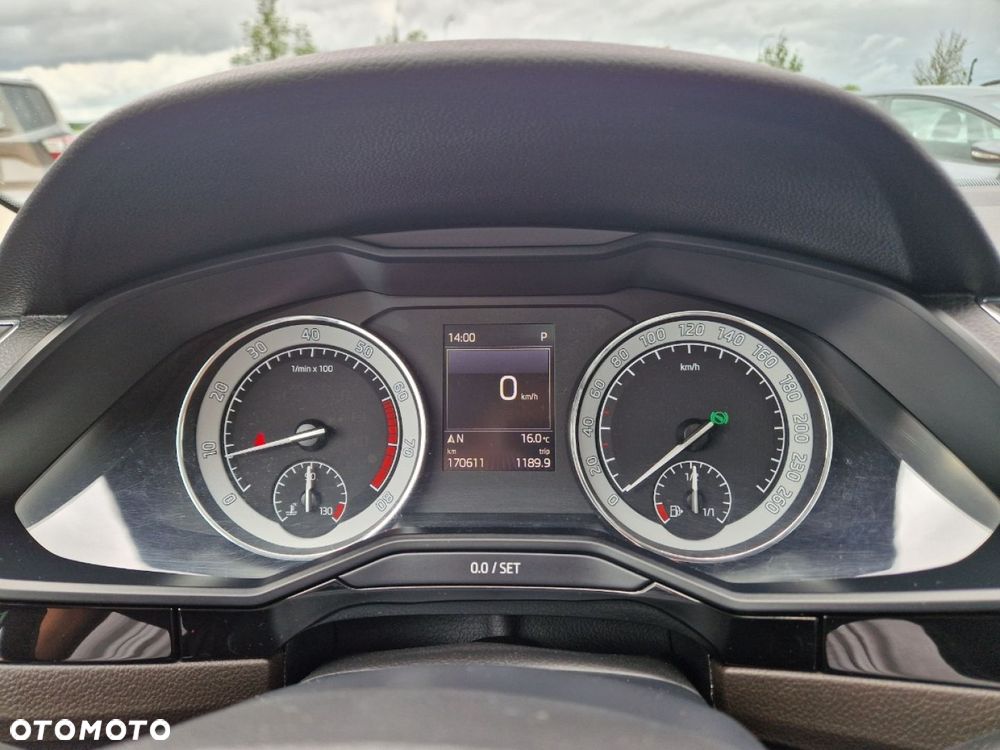 Skoda Superb 2.0 TSI 4x4 DSG L&K - 15