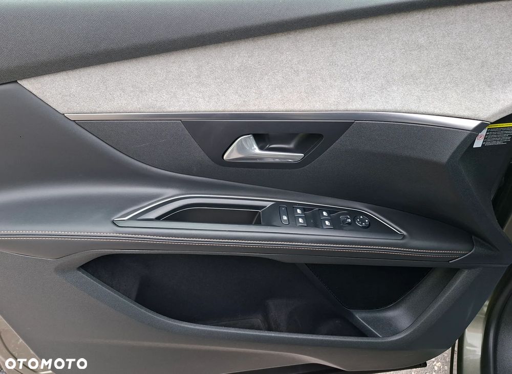Peugeot 5008 2.0 BlueHDI GT S&S EAT8 - 25