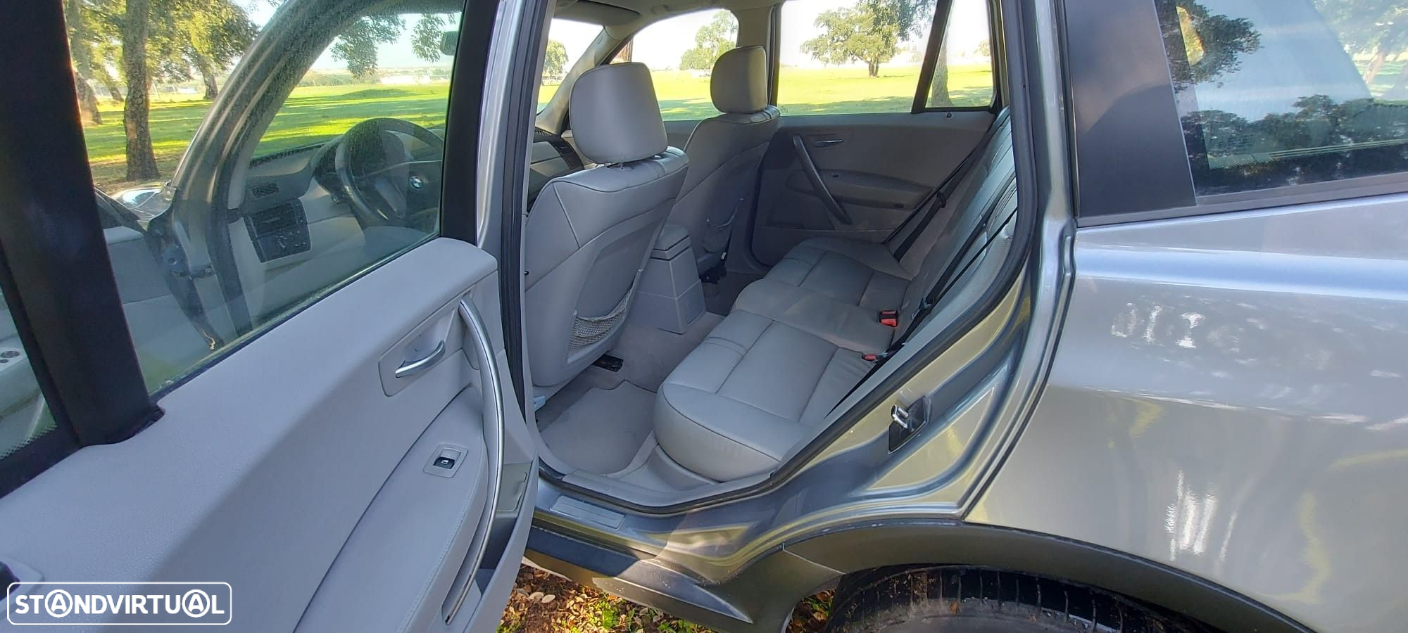 BMW X3 2.0 d - 11