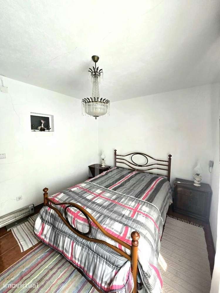 Moradia T1 duplex com garagem no Fundão - Enxabarda - Grande imagem: 5/9