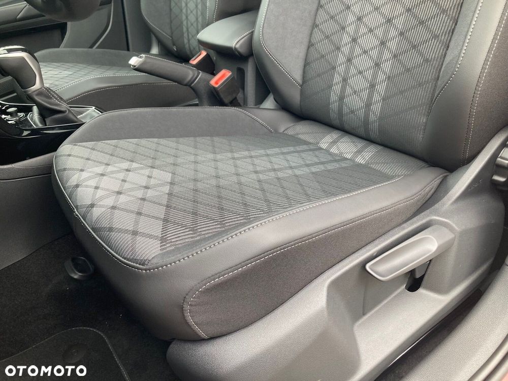 Volkswagen T-Cross - 13