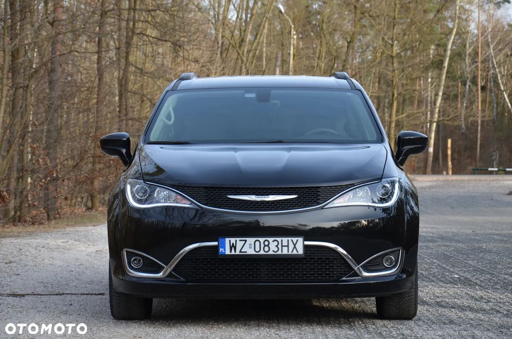 Chrysler Pacifica - 9