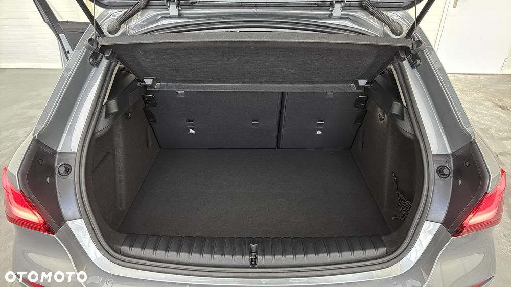 BMW Seria 1 118i Advantage - 19