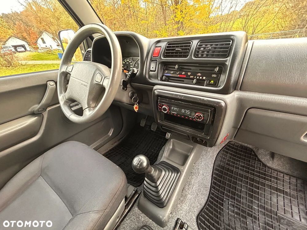 Suzuki Jimny - 23