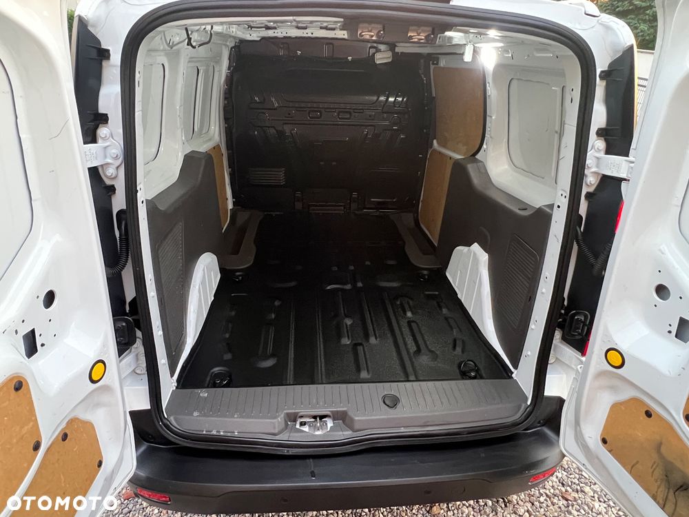Ford Transit Connect - 9