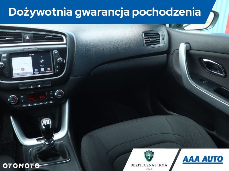Kia Ceed - 10